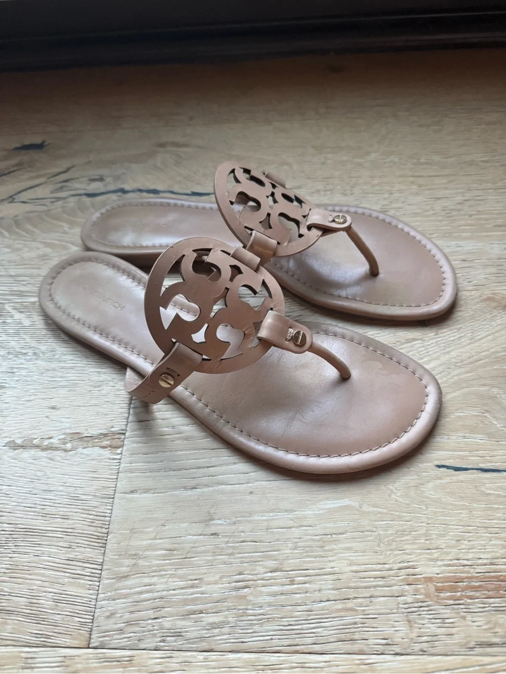 🔥TORY BIRCH Miller sandales Sz 9 nude
